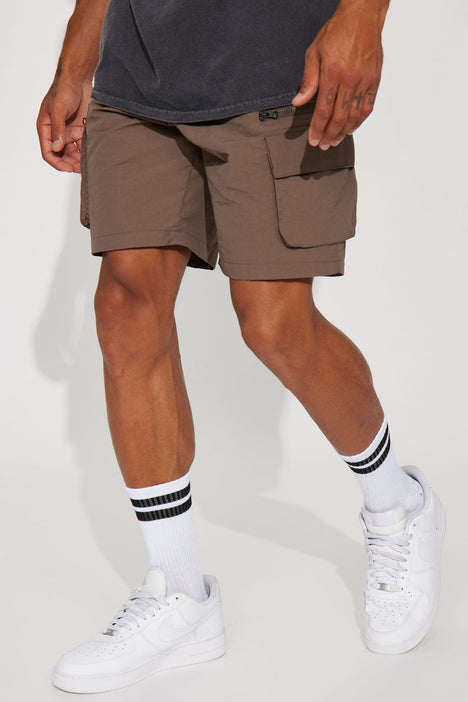Cargo shorts discount fashion nova