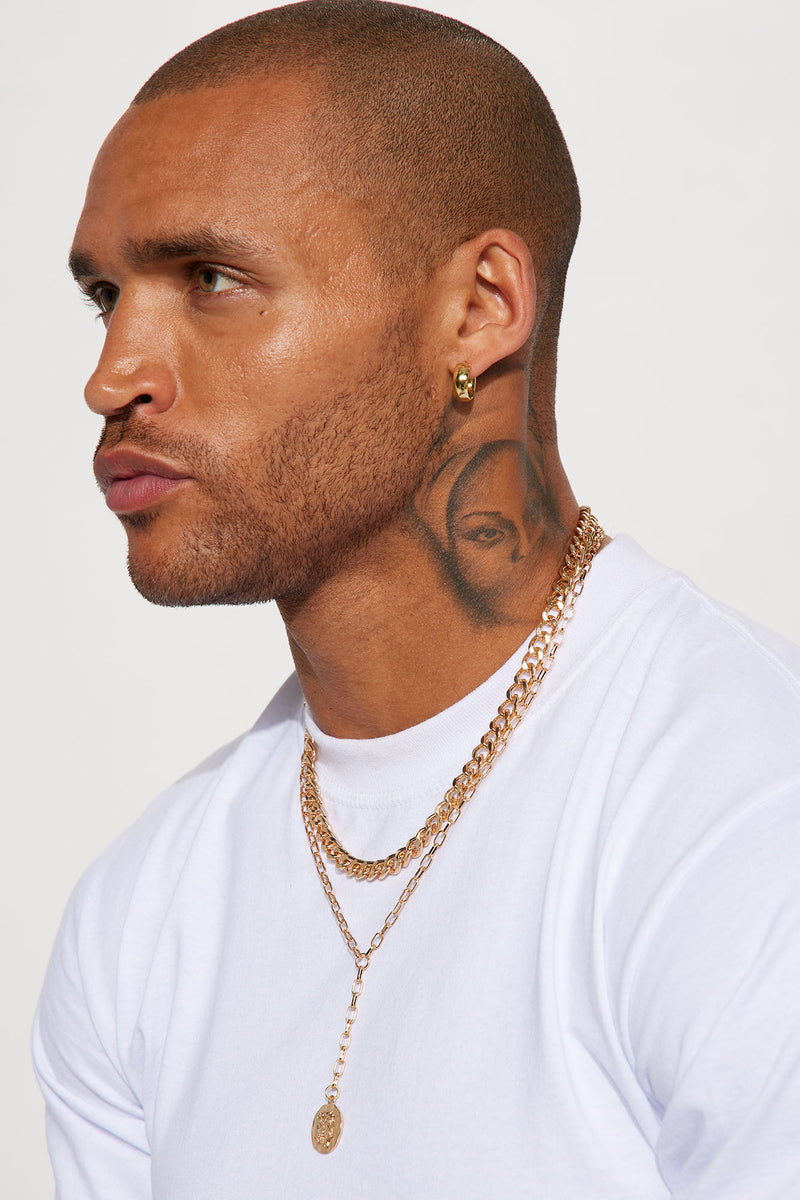 Fashion chains for mens shop