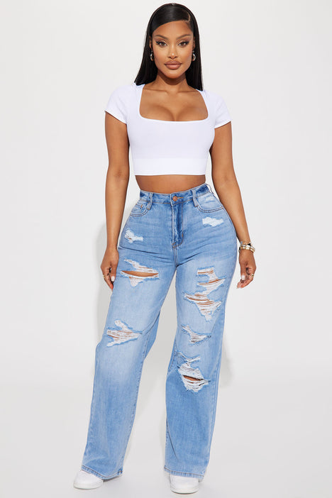 Ripped butt jeans fashion hotsell nova