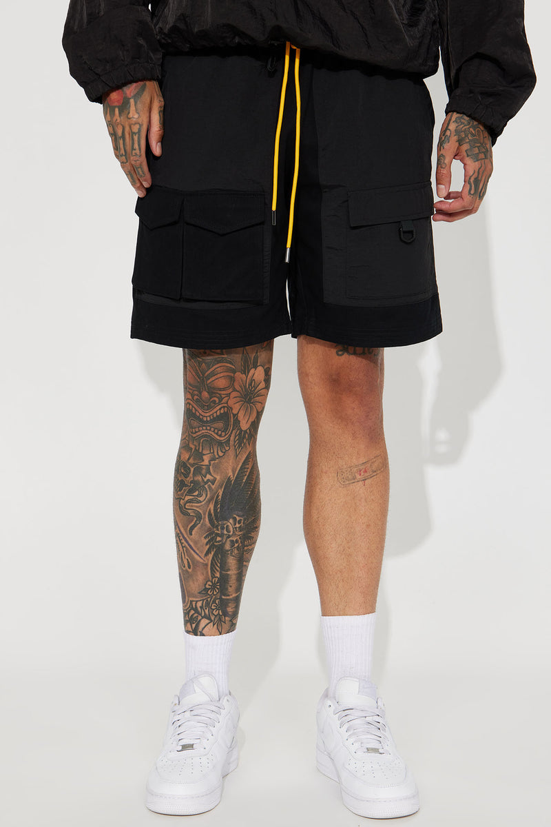 All Clips Utility Relaxed Cargo Shorts - Black | Fashion Nova, Mens ...