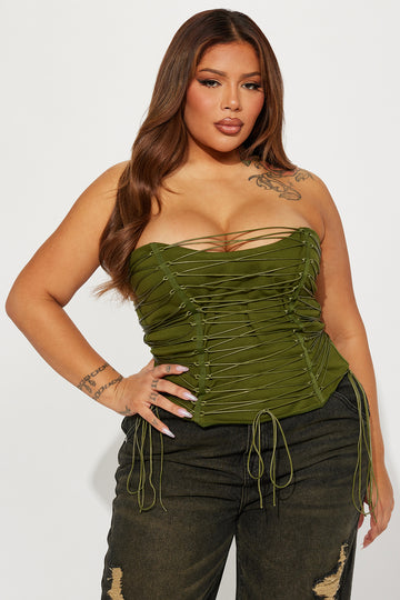 Fashion nova shop plus tops