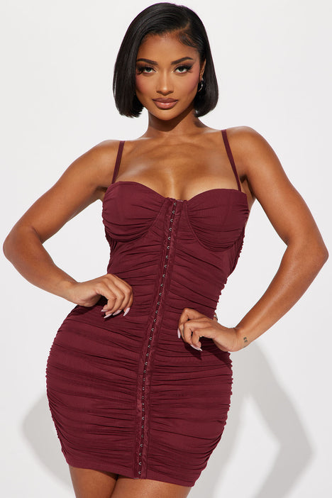 Maroon dress new arrivals fashion nova