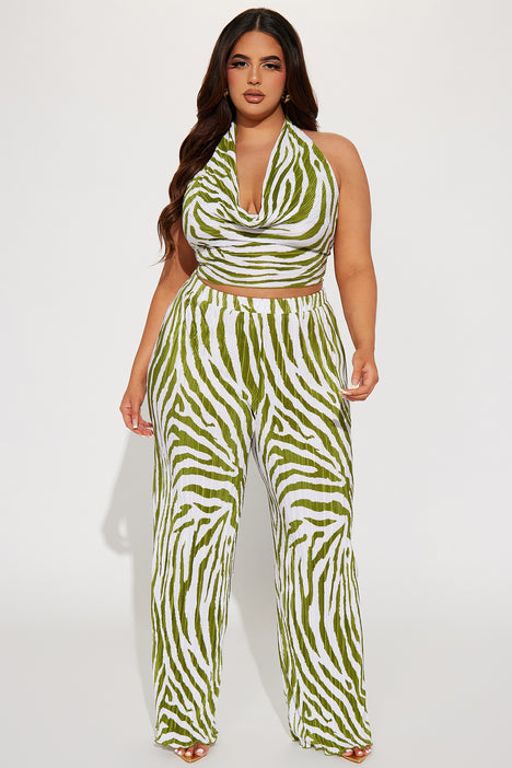 Fashion nova top plus pants