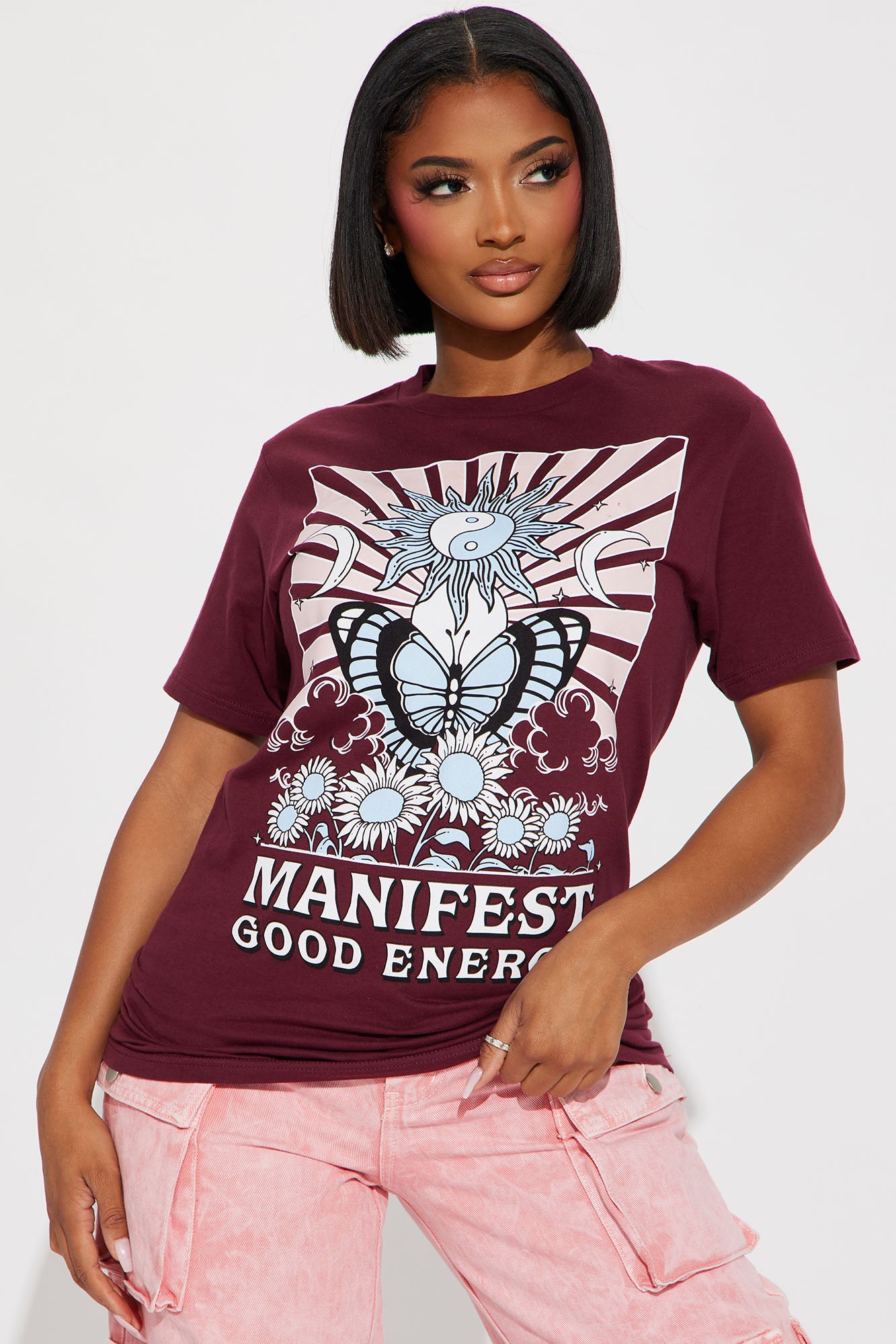 white and maroon graphic tee