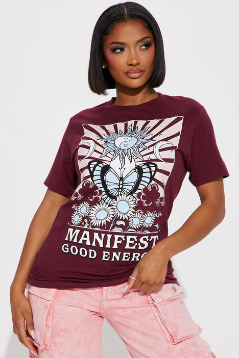Burgundy shop graphic tees