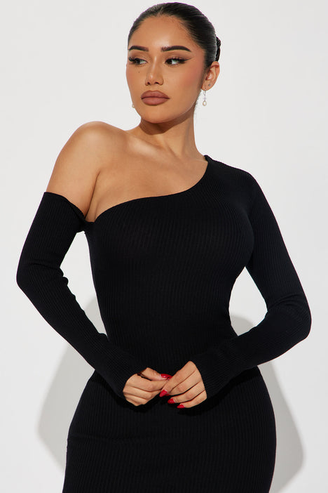 NWT Fashion nova She's Sleek Ribbed Sweater Midi Dress - Black