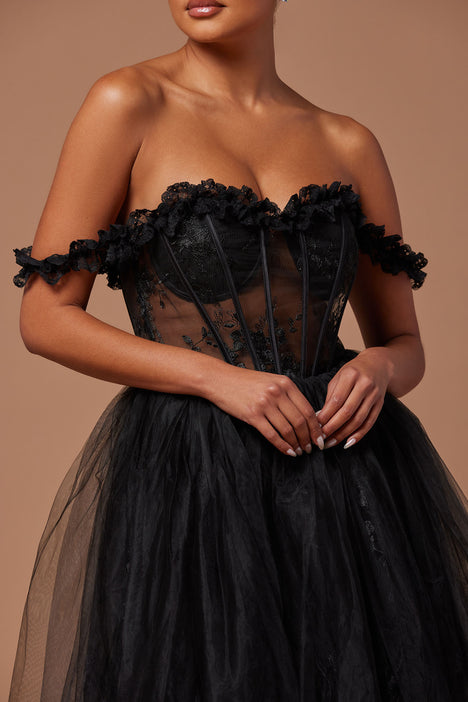 Lana Embroidered Tulle Gown Black