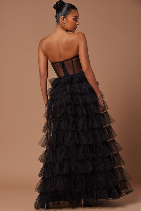Fashion nova off the tulle gown sale
