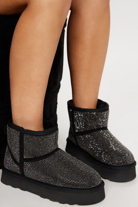 Fashion nova glitter 2024 boots