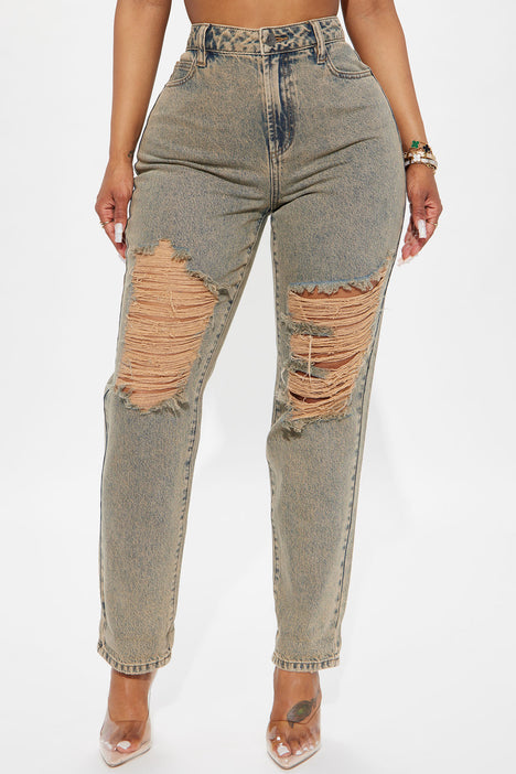 Sahara Tinted Ripped Mom Jean Medium Wash