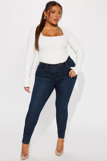 Size 5 jeans fashion nova hotsell