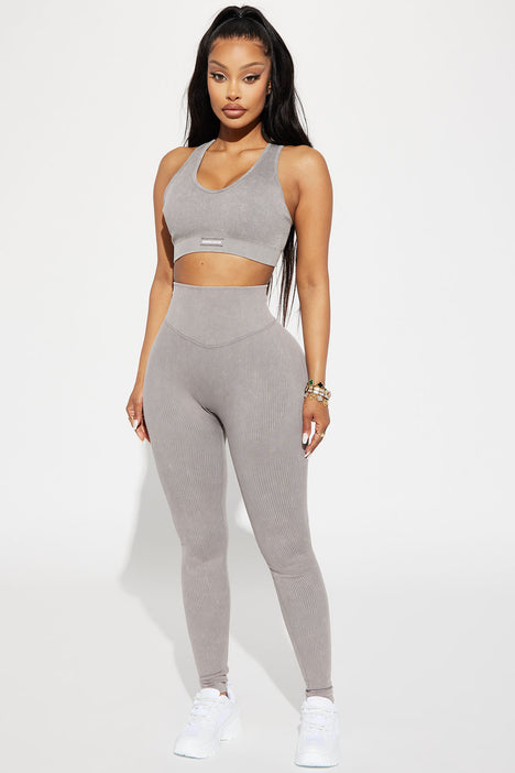 Fashion nova curve outlet leggings