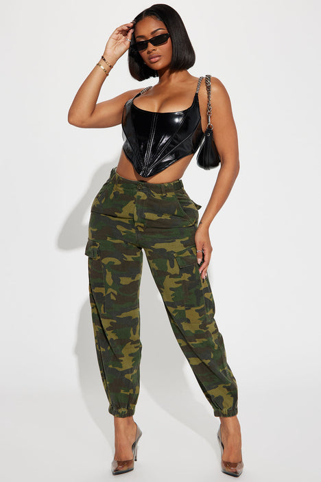 Camo cargo pants discount women's fashion nova