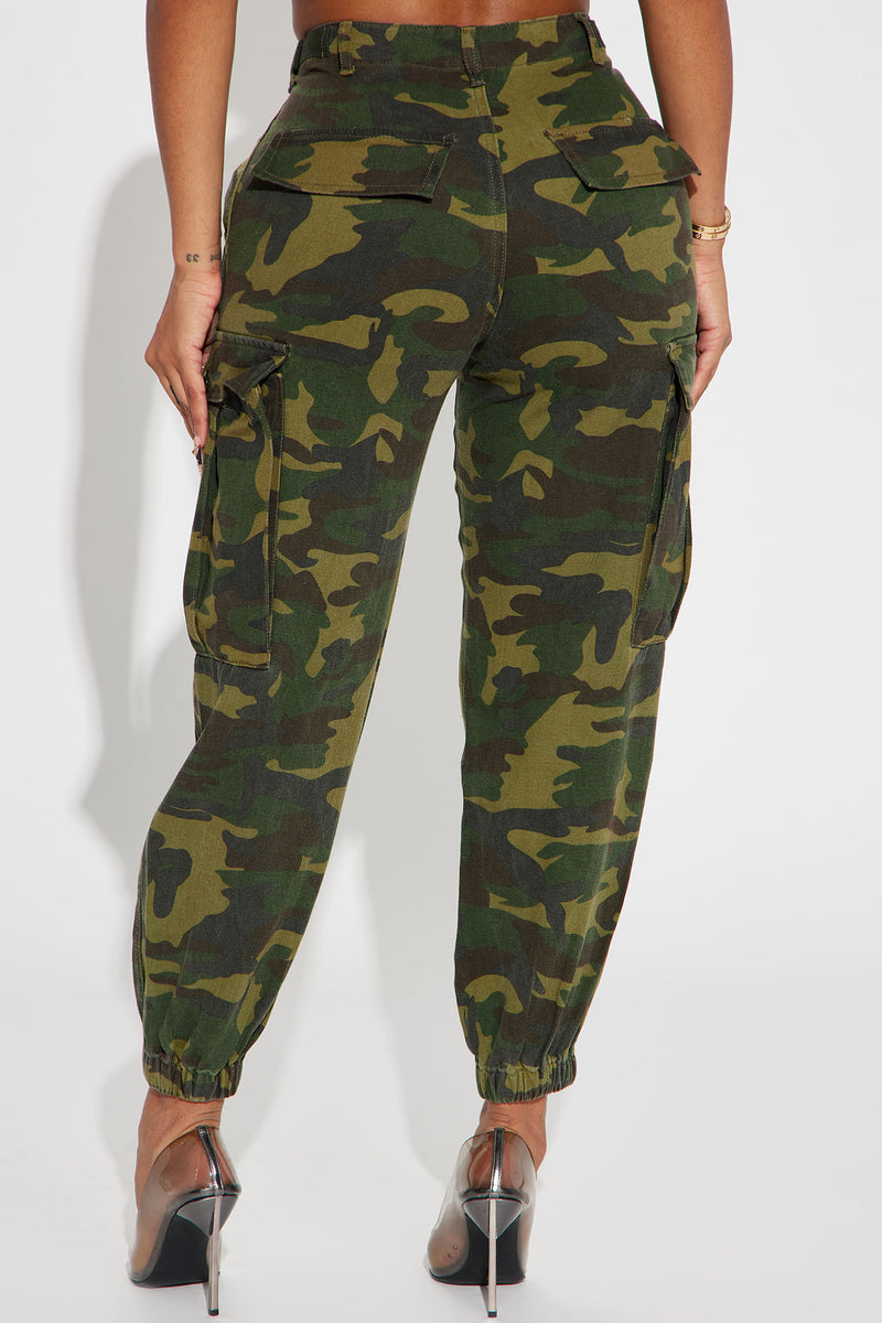 Petite Cadet Kim Oversized Camo Pants - Camouflage | Fashion Nova ...