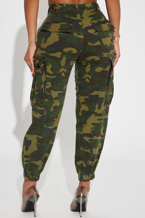 Petite Cadet Kim Oversized Camo Pants Camouflage