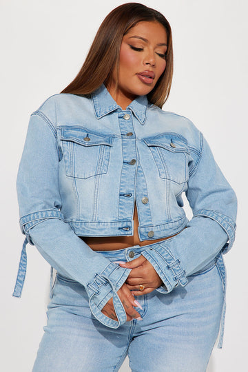 Discover PLUS BOGO Free Tops Bottoms Fashion Nova