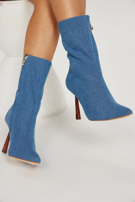 Oh So Chic Booties Blue
