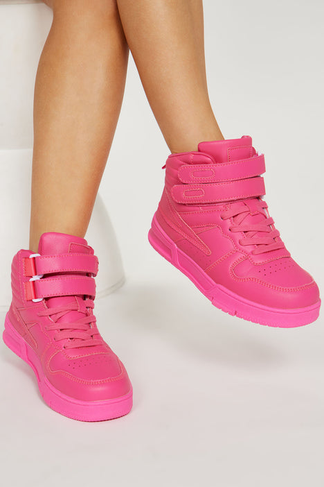 Fashion nova cheap pink shoes