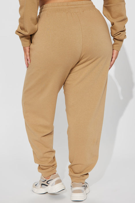 Tan best sale khaki joggers