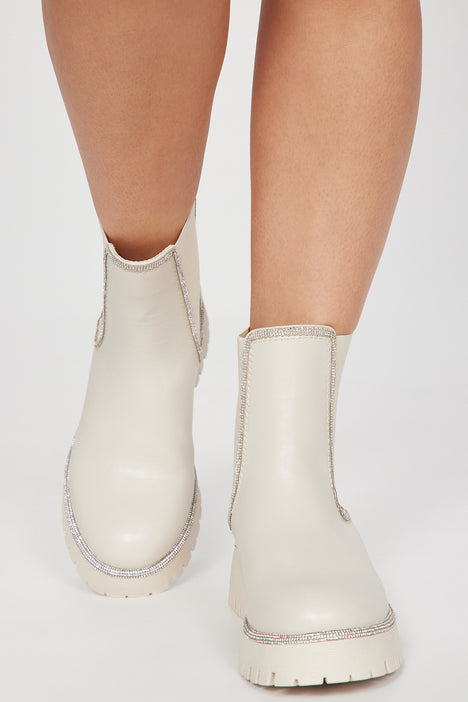 Cream flat boots outlet