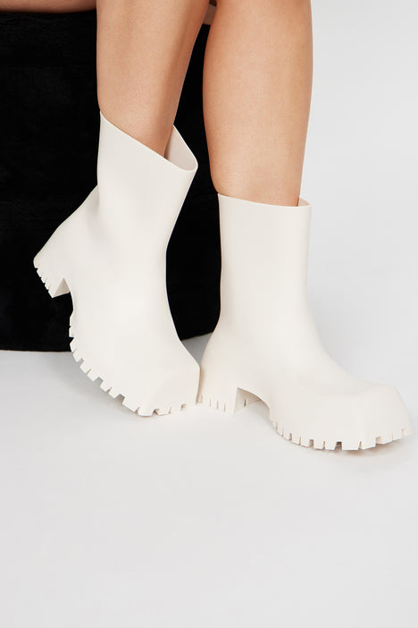 Fashion nova cheap ankle boots