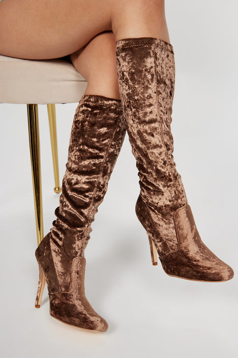 Gold together boots 2025