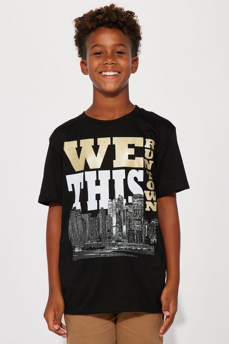 We run this town shirt 2025