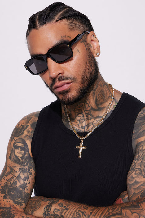 Place to buy 2025 sunglasses near me