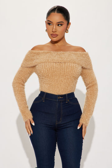 Off the shoulder deals sweater fashion nova