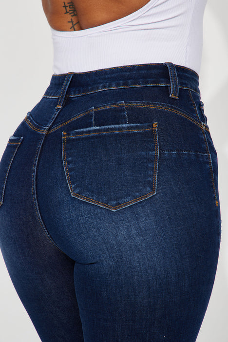 Fashion nova hotsell butt lifting jeans
