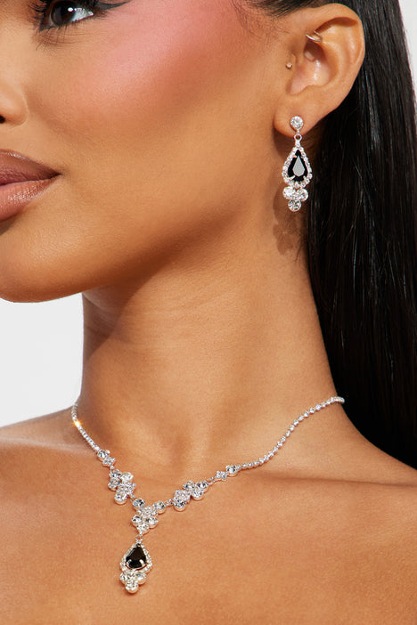 Fashion nova shop jewelry