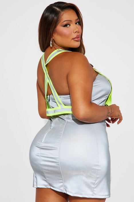 Reflective outfit fashion nova store