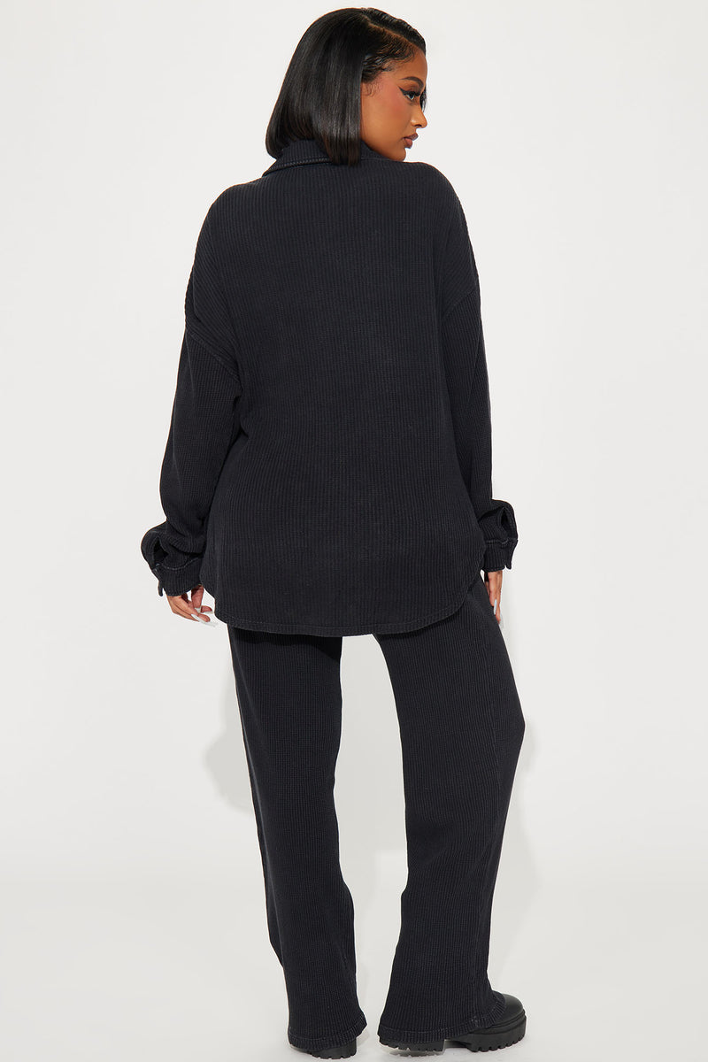 CALYRA – ULTRA-SOFT TOP & PANTS SET FOR MAXIMUM COMFORT main image 0