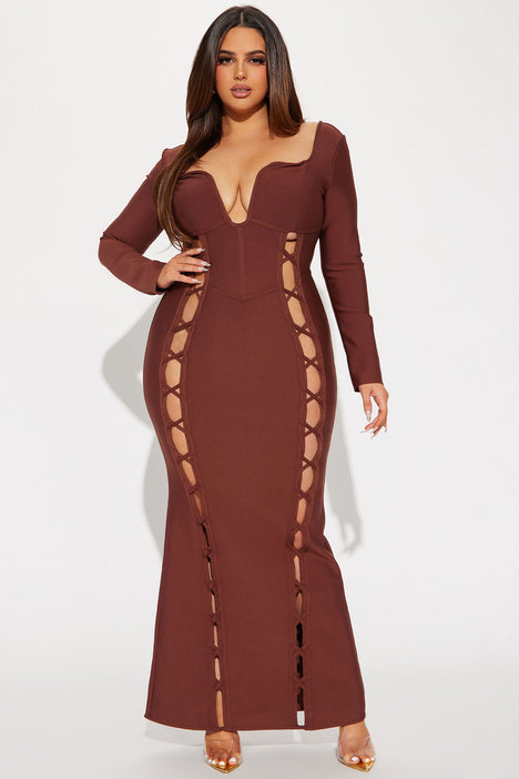 Fashion nova plus 2025 size maxi dresses