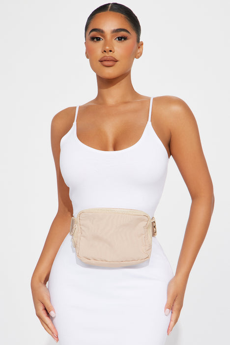 Fashion nova fanny packs hotsell