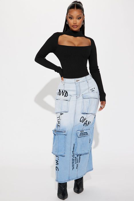 Distressed denim hotsell skirt fashion nova