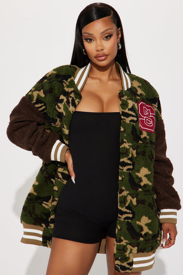 Camo sherpa jacket women's on sale