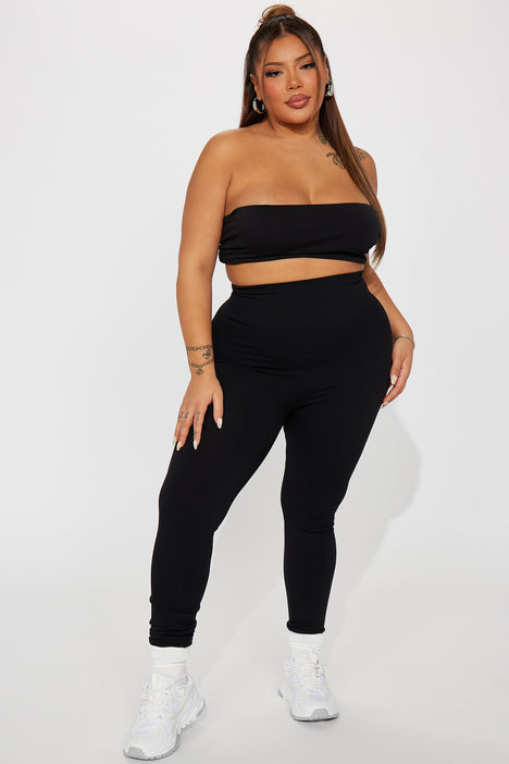 Fashion nova store leggings plus size