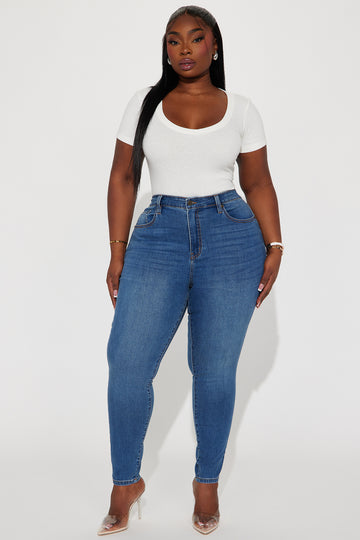 Plus size fashion nova jeans sales