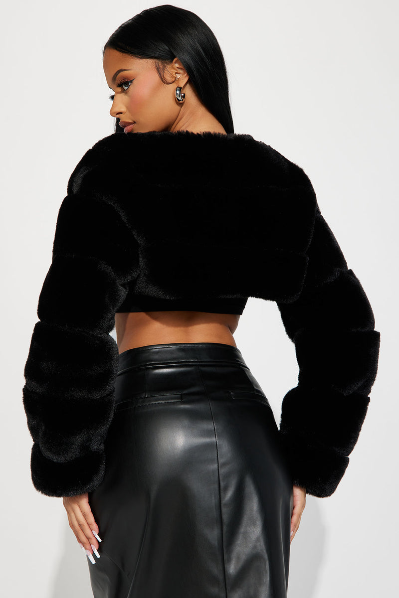 Aqua Women's Faux Fur Bolero Jaket Black Size Medium