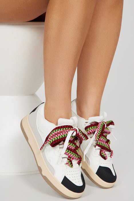 Fashion nova white sales sneakers