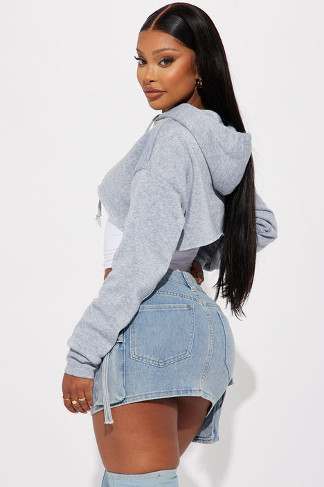 Cropped hoodie online and skirt set