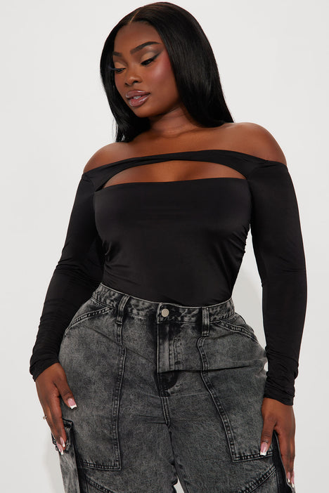 Black no hotsell shoulder top