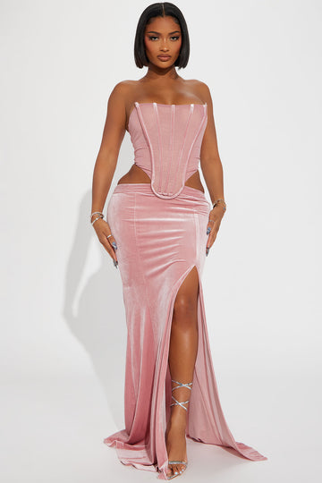Peekaboo dress online fashion nova