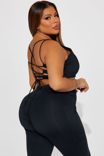 Women s Plus Size Deals Shop 18 Under Sale Fashion Nova