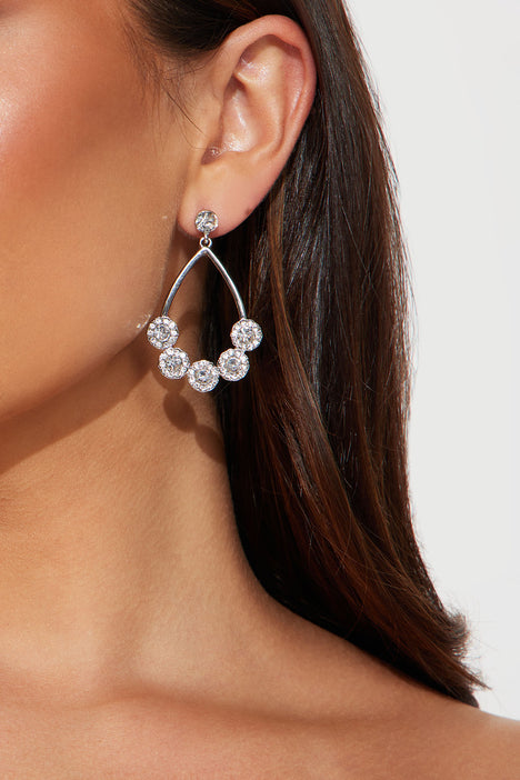 Fashion nova earrings online