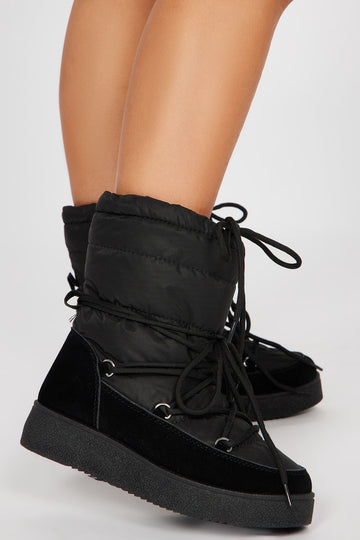 Fashion nova top winter boots