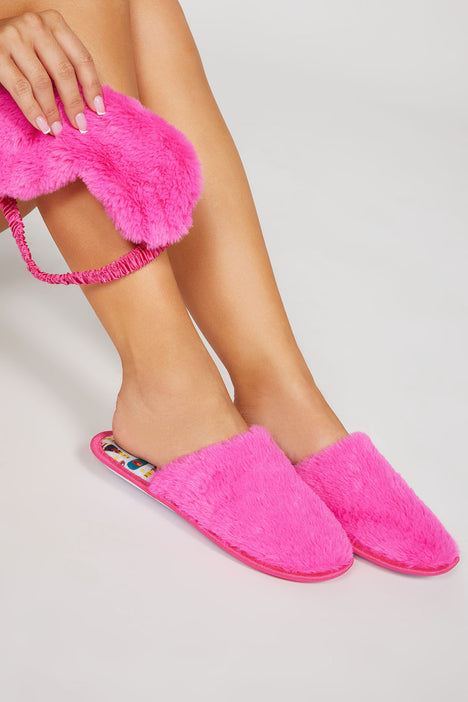 Good Girls Only Slippers Pink