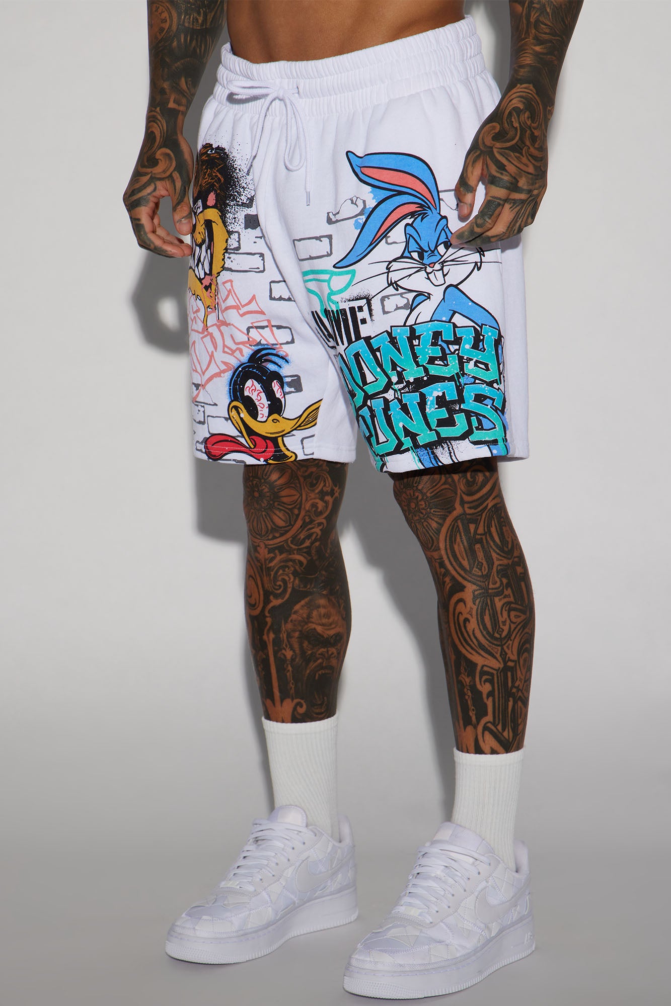 Nike bugs top bunny shorts