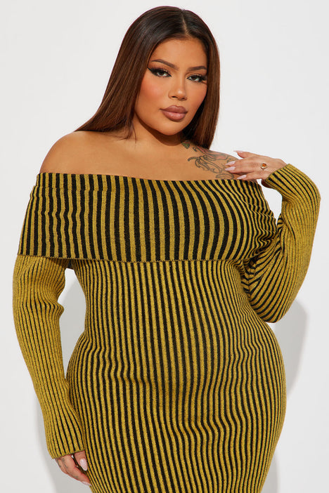 Mustard dress top size 18